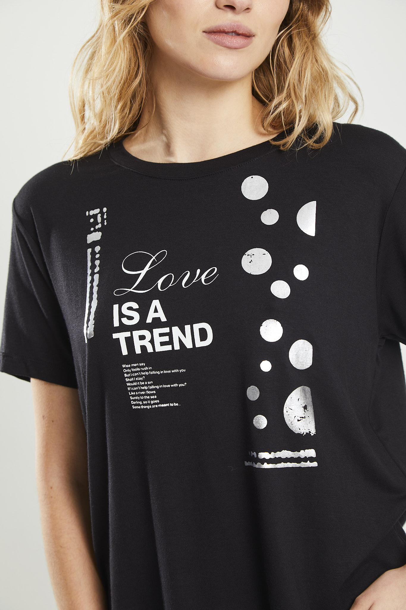 Remera TREND